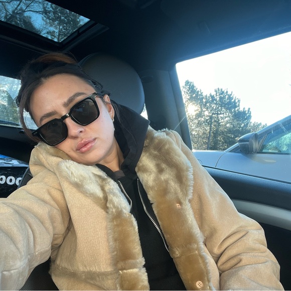 Long Tan Shearling Leather Jacket - Picture 2 of 12